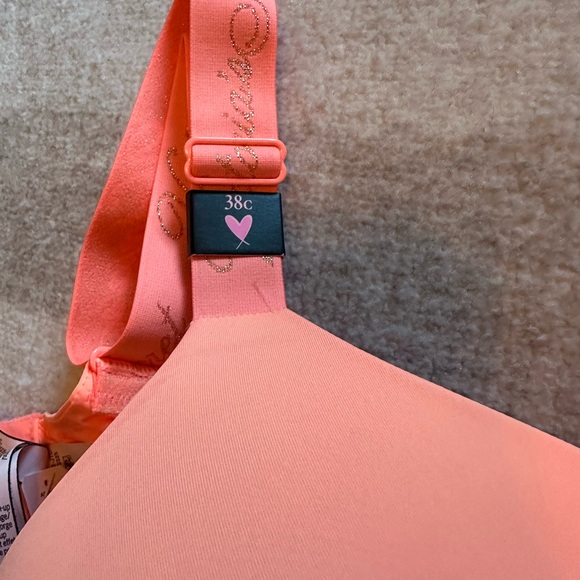 Victorias Secret Coral 38C Bra - NEW - Picture 4 of 4